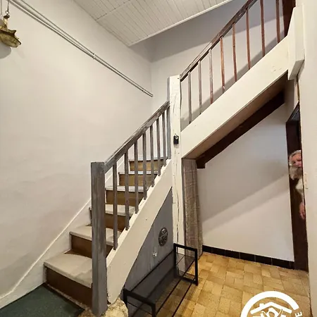 La Des Tours 3* بيران