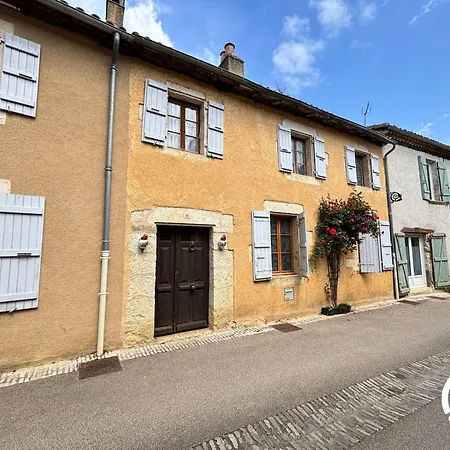 فندق مبيت وإفطار La Des Tours بيران